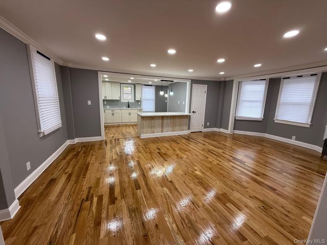 60 Gotham Avenue, Elmont, NY 11003