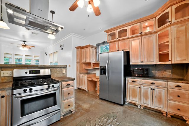 2003 Griswold LN A, Austin, TX 78703