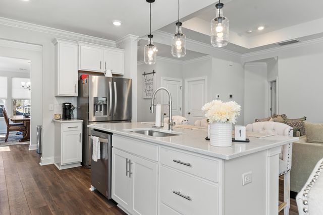804 S Pointe Boulevard, Summerville, SC 29483