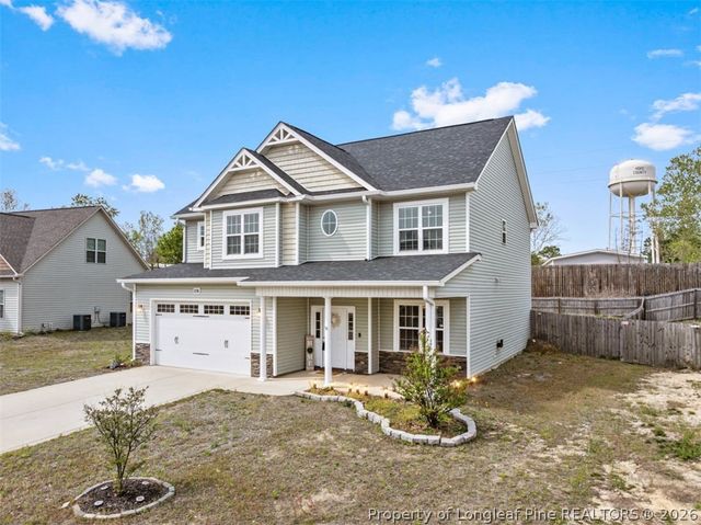 216 Weston Woods Street, Raeford, NC 28376