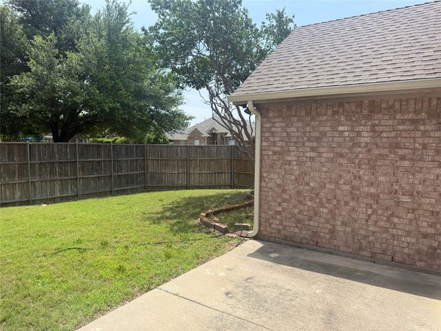 9200 Fairwood Court, Plano, TX 75025