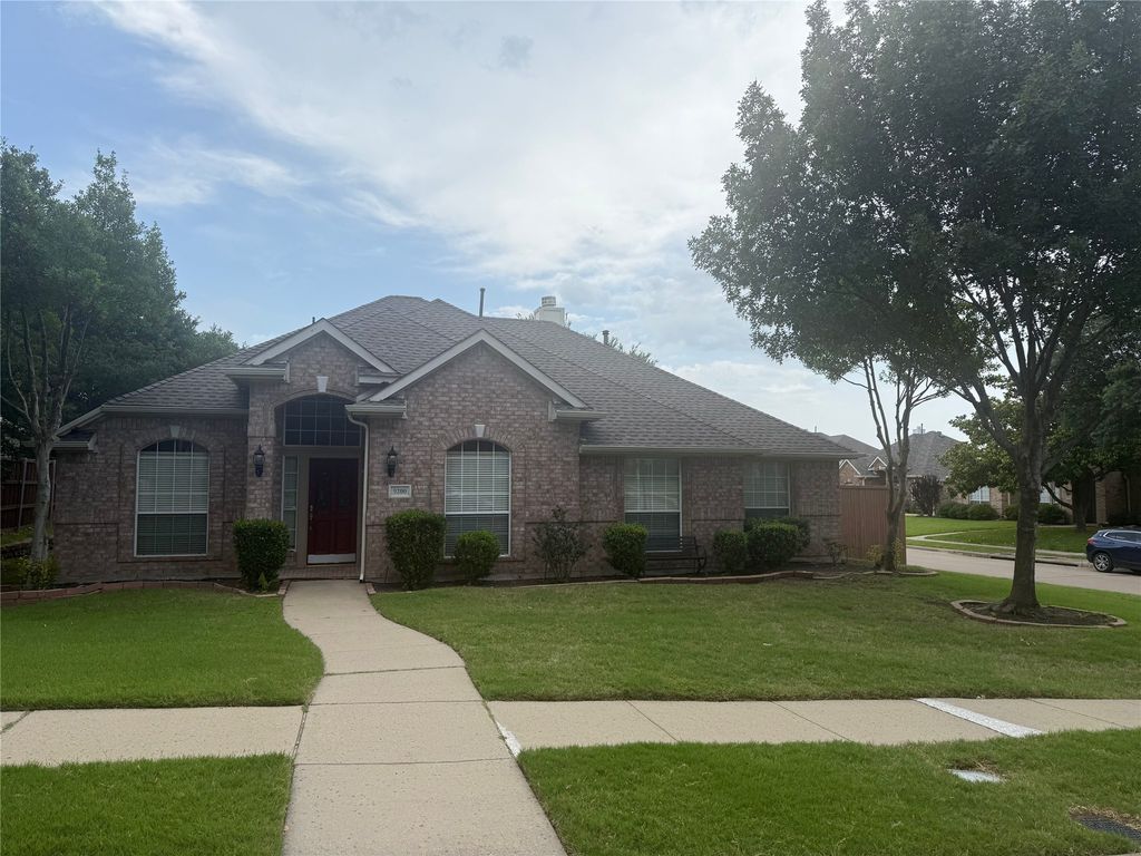 9200 Fairwood Court, Plano, TX 75025