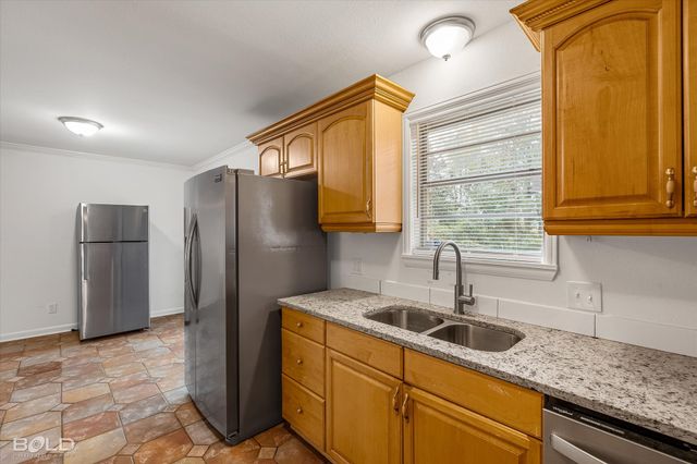 1821 S Brookwood Drive, Shreveport, LA 71118