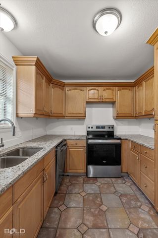 1821 S Brookwood Drive, Shreveport, LA 71118