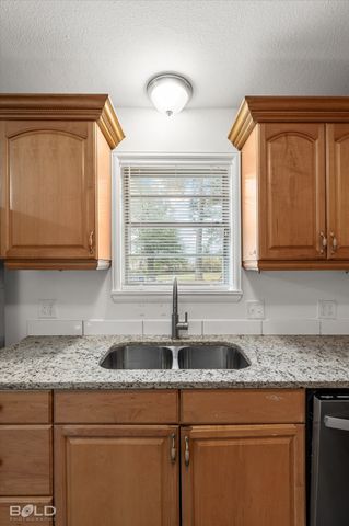 1821 S Brookwood Drive, Shreveport, LA 71118