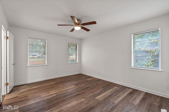 1821 S Brookwood Drive, Shreveport, LA 71118