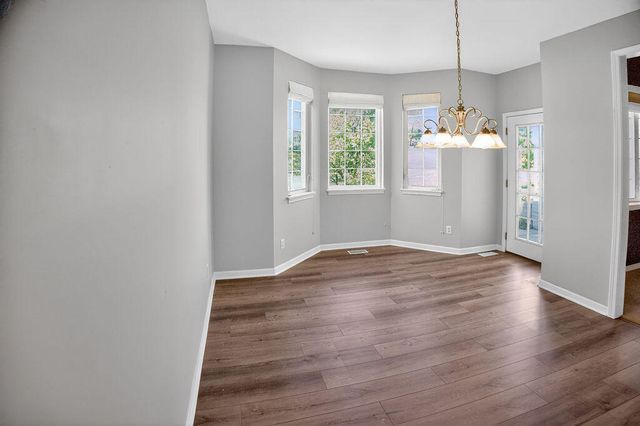 8124 Tuckaway Court, Crown Point, IN 46307