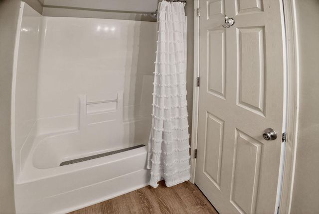 8124 Tuckaway Court, Crown Point, IN 46307