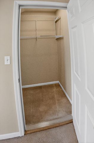 8124 Tuckaway Court, Crown Point, IN 46307
