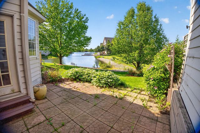8124 Tuckaway Court, Crown Point, IN 46307