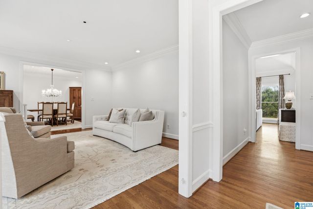 3559 KINGSHILL ROAD, Mountain Brook, AL 35223