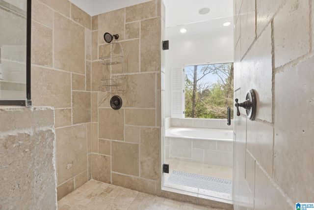 3559 KINGSHILL ROAD, Mountain Brook, AL 35223