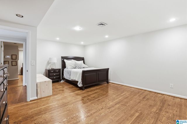 3559 KINGSHILL ROAD, Mountain Brook, AL 35223