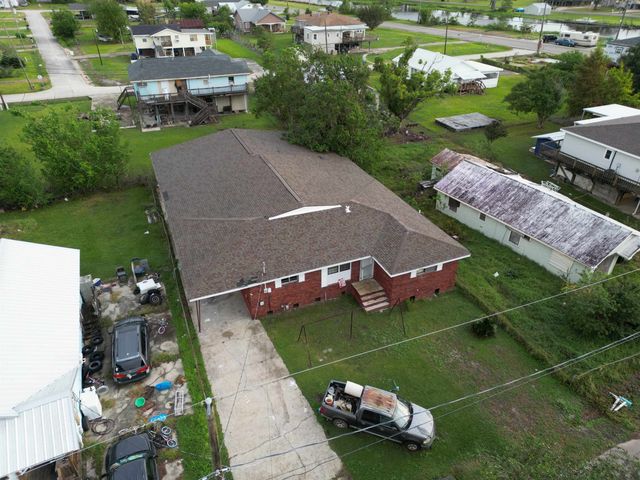 108 Chauvin St, Chauvin, LA 70344