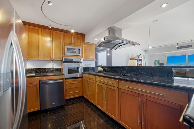 1625 SE 10th Avenue Unit 905, Fort Lauderdale, FL 33316