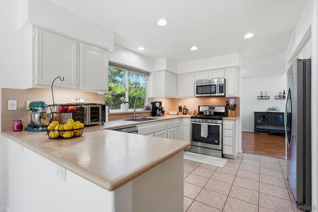 625 Jacks Creek, Escondido, CA 92027