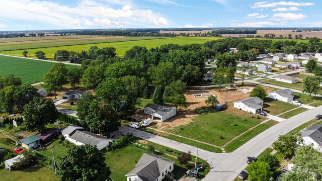 303 Malvern Road, Kingsford Heights, IN 46346