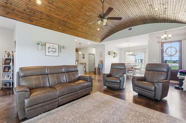 17494 Jaycee Drive, Iowa, LA 70647