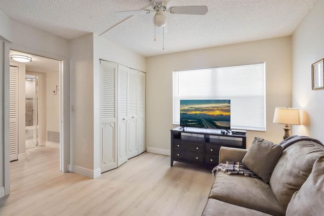 3593 Birdie Drive 507, Lake Worth, FL 33467
