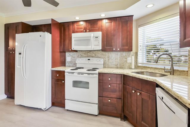 3593 Birdie Drive 507, Lake Worth, FL 33467