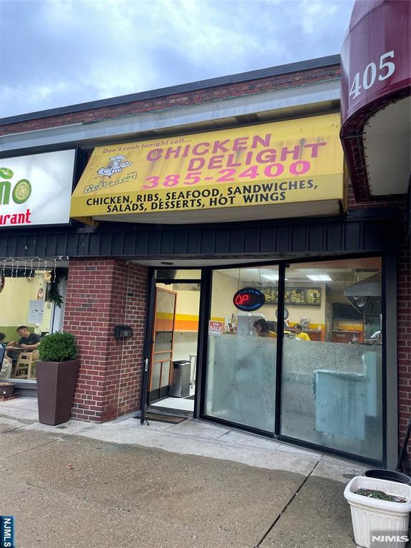 404 E Madison Avenue, Dumont, NJ 07628