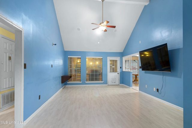 7020 Red Bud Lane, Ocean Springs, MS 39564