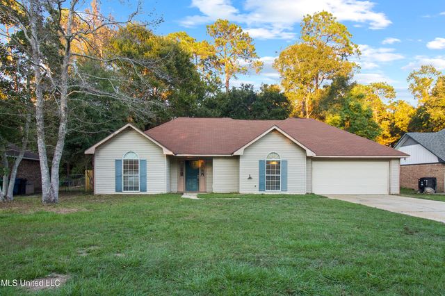 7020 Red Bud Lane, Ocean Springs, MS 39564