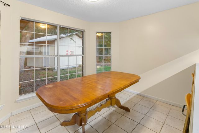 7020 Red Bud Lane, Ocean Springs, MS 39564