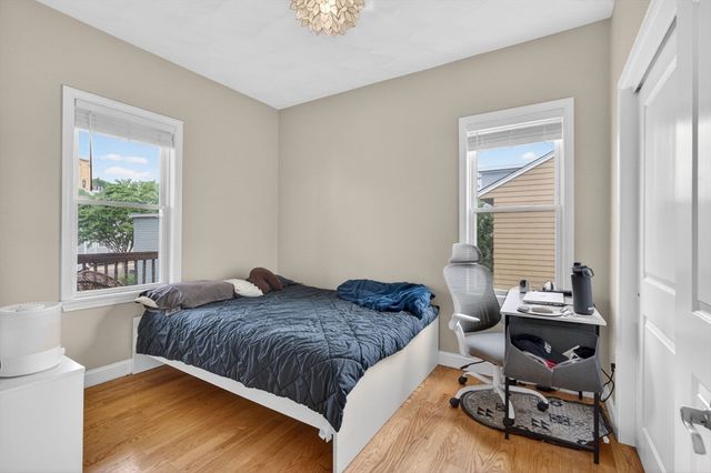 41 Boardman St 2, Boston, MA 02128