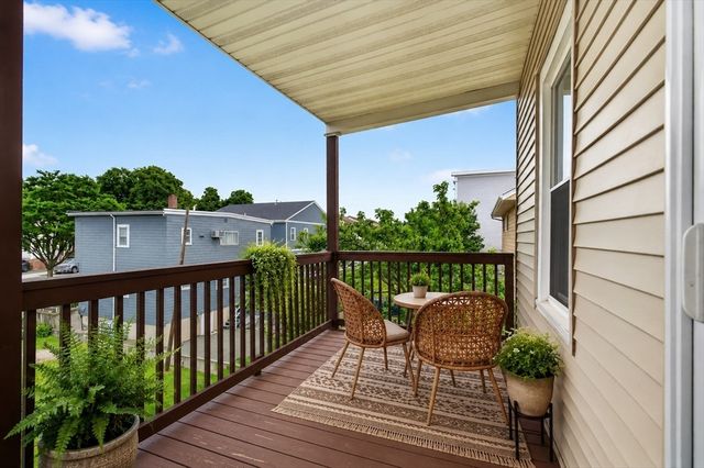 41 Boardman St 2, Boston, MA 02128