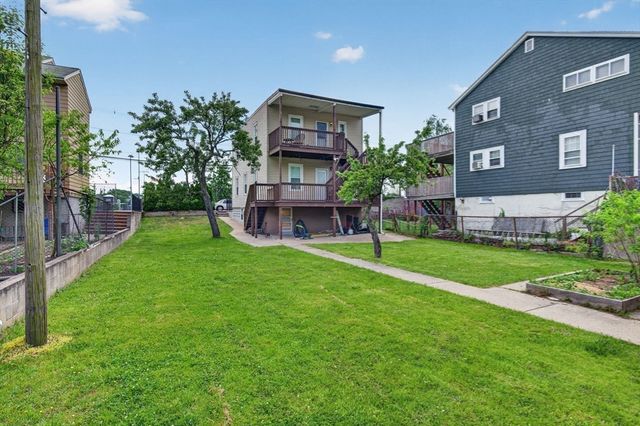 41 Boardman St 2, Boston, MA 02128