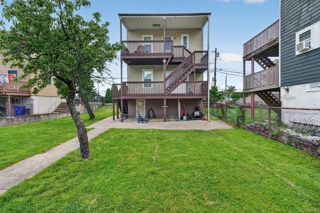 41 Boardman St 2, Boston, MA 02128