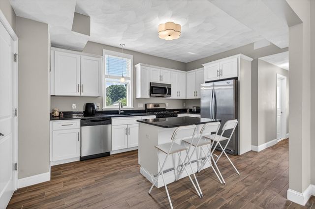 41 Boardman St 2, Boston, MA 02128