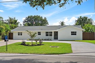 109 E RIVERSIDE Drive, Jupiter, FL 33469