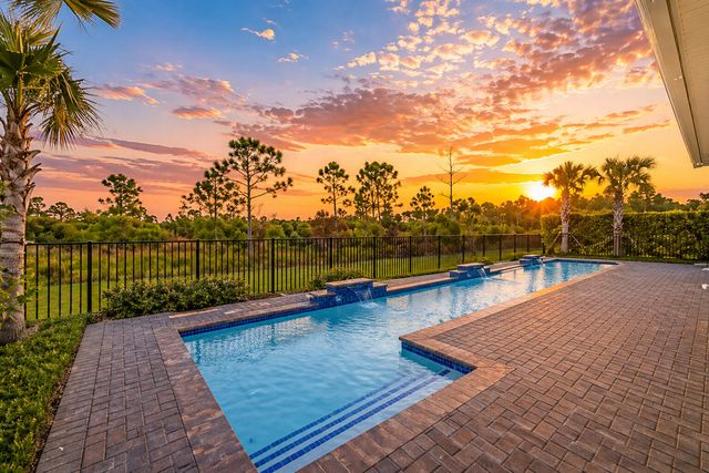 10074 Timber Creek Way, Palm Beach Gardens, FL 33412