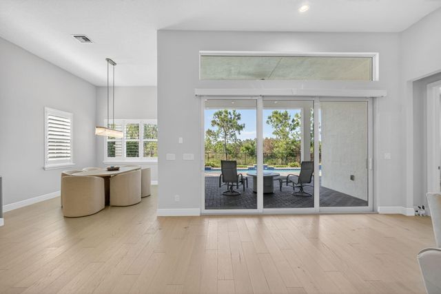 10074 Timber Creek Way, Palm Beach Gardens, FL 33412