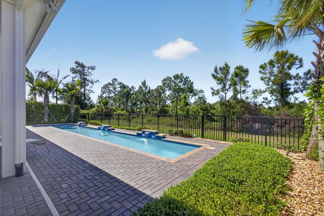 10074 Timber Creek Way, Palm Beach Gardens, FL 33412
