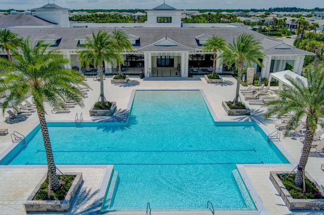 10074 Timber Creek Way, Palm Beach Gardens, FL 33412