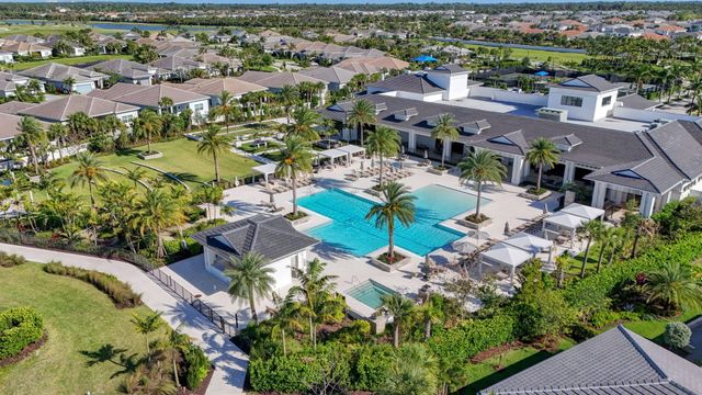 10074 Timber Creek Way, Palm Beach Gardens, FL 33412