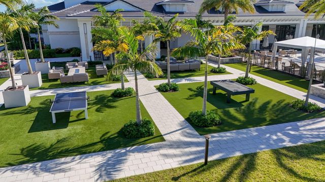 10074 Timber Creek Way, Palm Beach Gardens, FL 33412