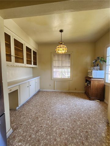 427 W 6th, Ontario, CA 91762