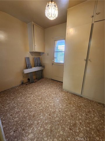 427 W 6th, Ontario, CA 91762