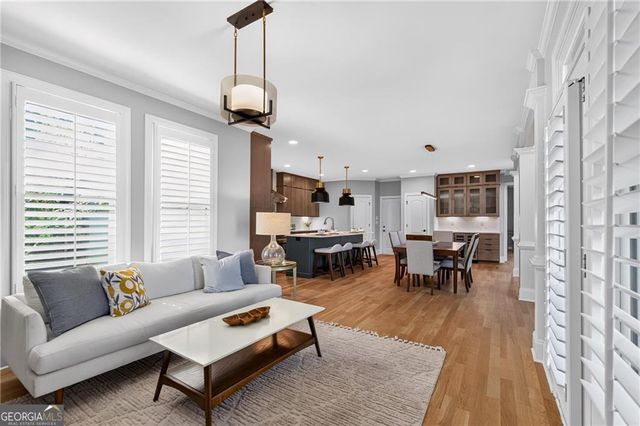 4526 Meadowland Way, Flowery Branch, GA 30542
