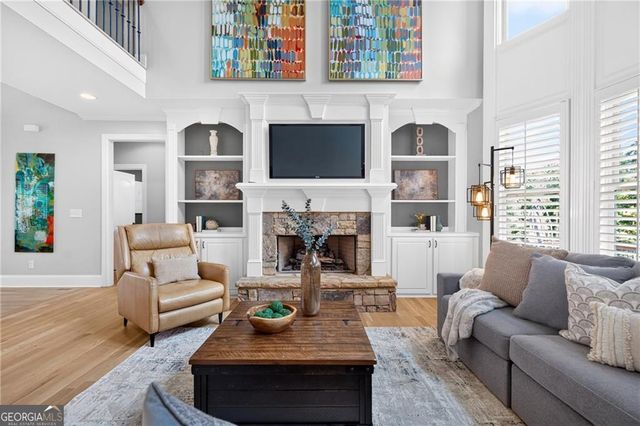 4526 Meadowland Way, Flowery Branch, GA 30542