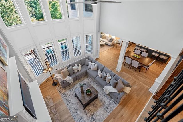 4526 Meadowland Way, Flowery Branch, GA 30542