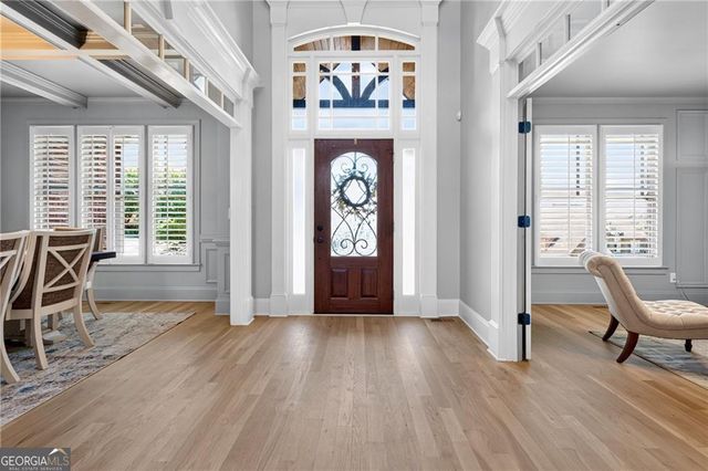 4526 Meadowland Way, Flowery Branch, GA 30542