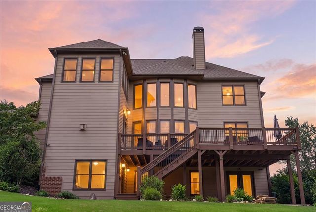 4526 Meadowland Way, Flowery Branch, GA 30542