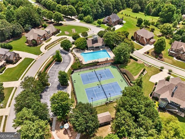 4526 Meadowland Way, Flowery Branch, GA 30542
