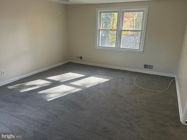 3013 NASH PL SE, Washington, DC 20020