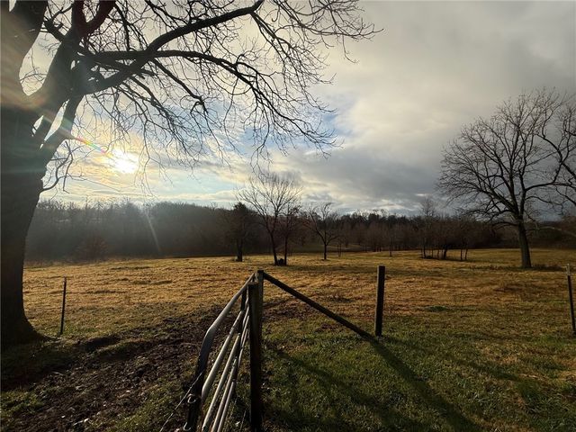 104 County Road 8491, Green Forest, AR 72638